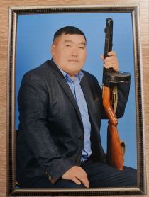 Хушеев Дмитрий Леонидович.
